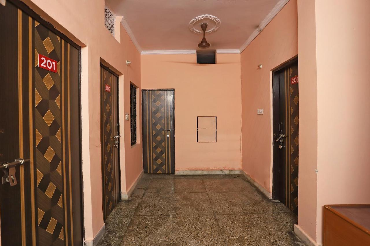 Hotel Oyo 39645 Maheshwari Residency Nueva Delhi Exterior foto